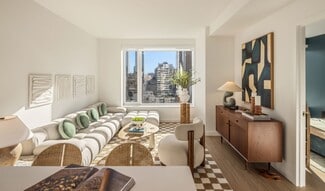 550 10th Ave Unit 2303, New York, NY 10018