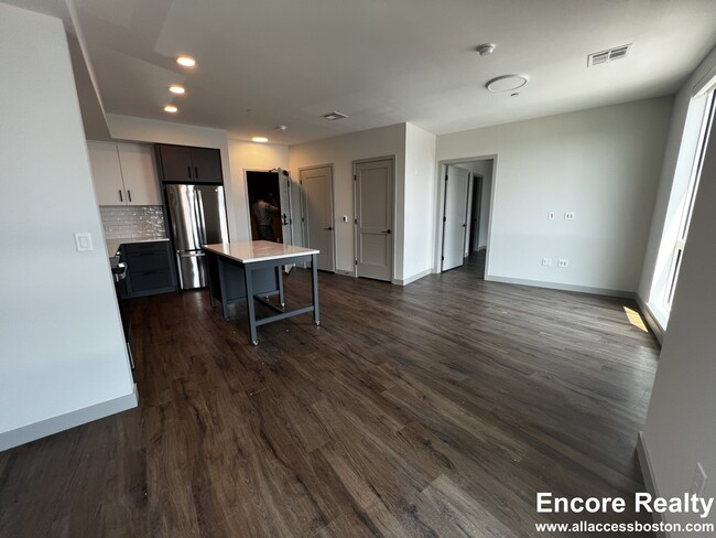 80 Rugg Rd unit 1BR, Allston, MA 02134 - photo 3