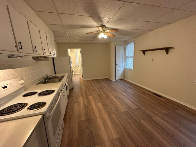 148 S 17th St unit 2, Easton, PA 18042 - photo 3