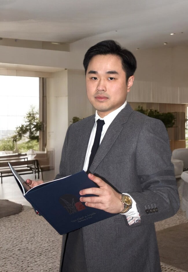 Agent Photo