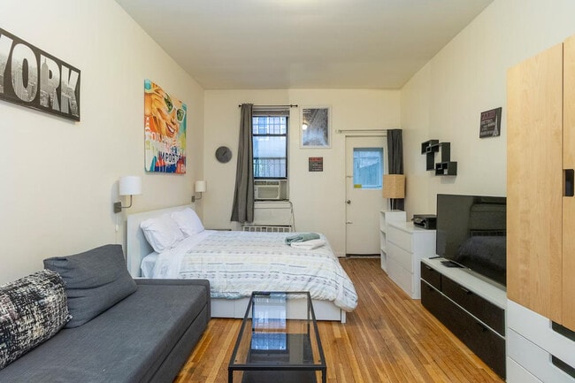 1540-1552-1552 1st Ave unit ID1032061P, New York, NY 10028 - photo 6