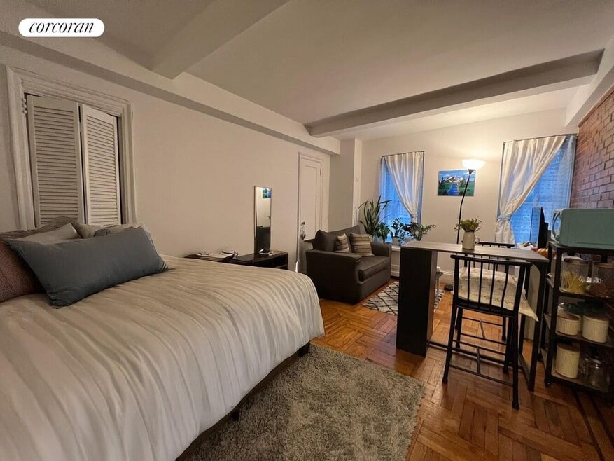 The Parkway, New York, NY 10023 - photo 1