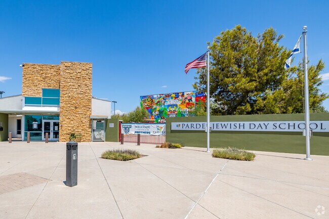 Empowering students with wisdom and compassion at Pardes Jewish Day School.