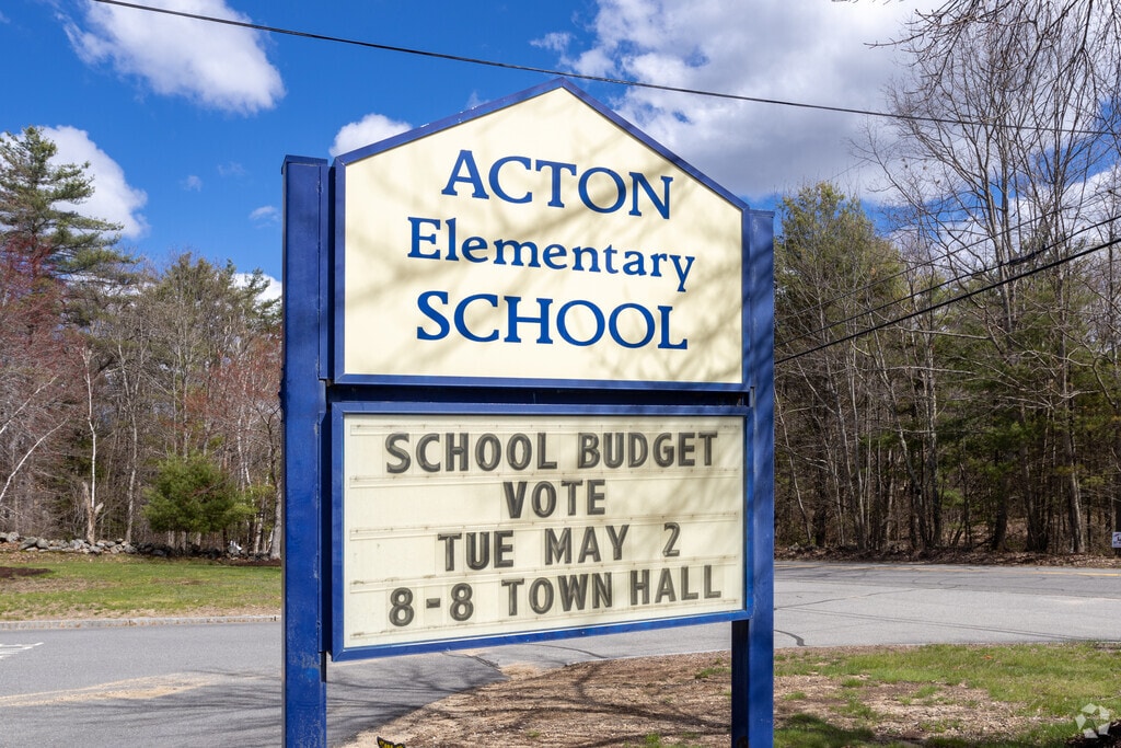 Students grades K - 8 attend the Acton Elementary School.