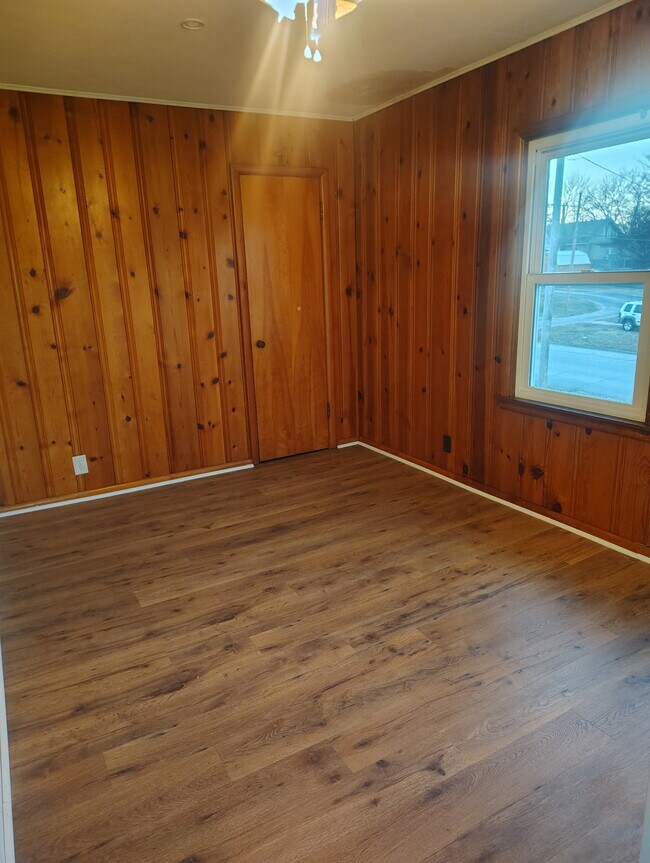 1120 Metropolis St unit 4, Metropolis, IL 62960 - photo 4