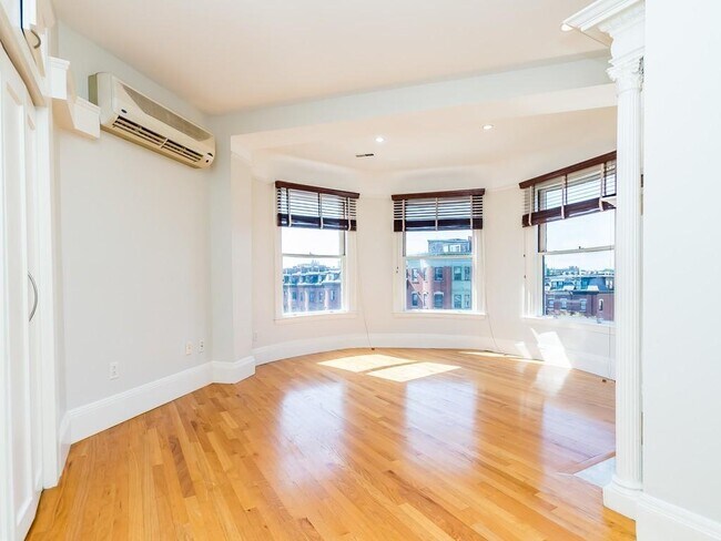 492 Massachusetts Ave unit 71, Boston, MA 02118 - photo 3