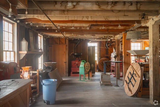 Lee & Gordon Mill remains operational despite temporary closure.