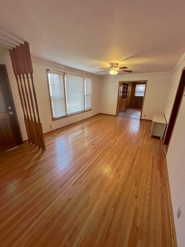 1329 Winthorne Dr, Nashville, TN 37217 - photo 2