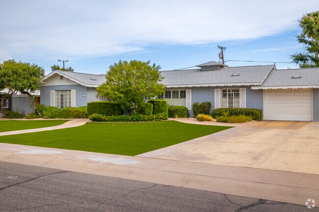 Ranch-style homes in Ironwood Vistas provide cozy and functional living spaces.