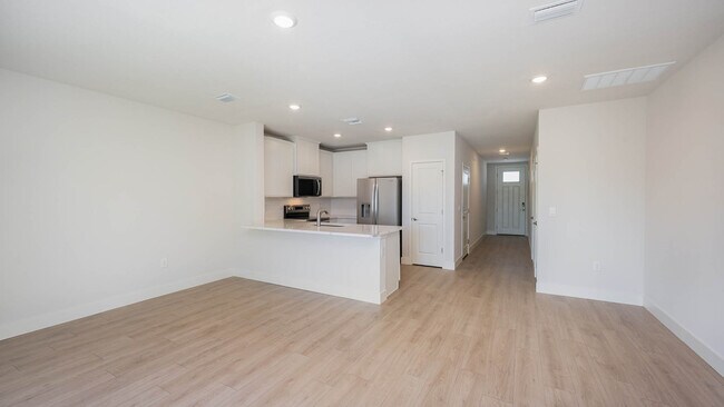 0 S Patrick Dr unit 37637087, Indn Hbr Beach, FL 32937 - photo 4