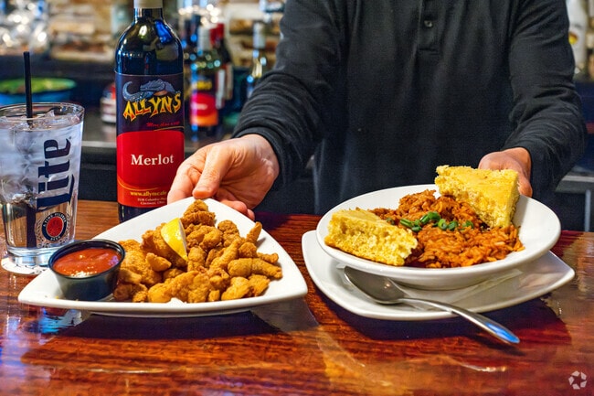 Residents of Columbia Tusculum can get something cajun, spicy, and deep-fried at Allyn’s Café