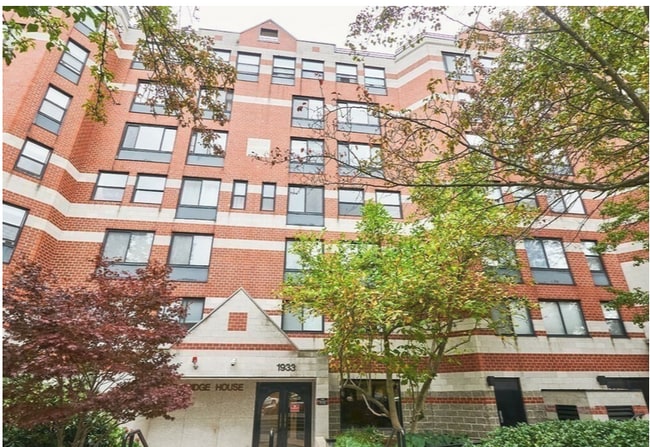 Claridge House Condominiums unit 2, Brighton, MA 02135 - photo 2