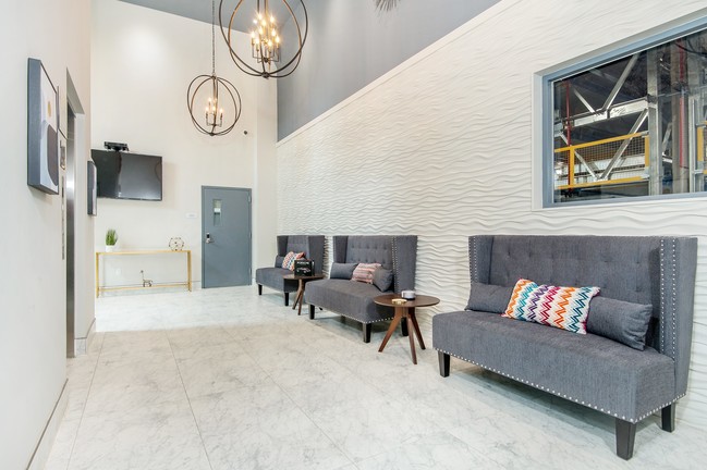 412 Bronx River, Yonkers, NY 10704 - photo 2