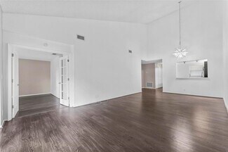 8790 Holly Ct, Tamarac, FL 33321