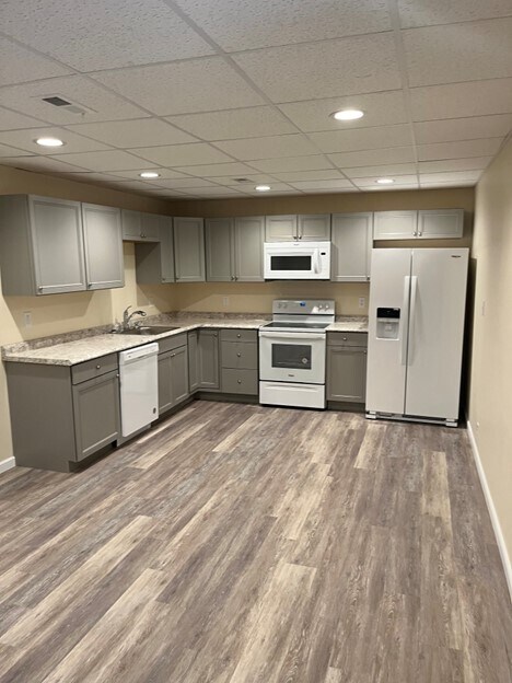 110 Blair St unit 2, Pikeville, KY 41501 - photo 1