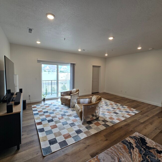 2342 E 830 S unit 26, Spanish Fork, UT 84660 - photo 3