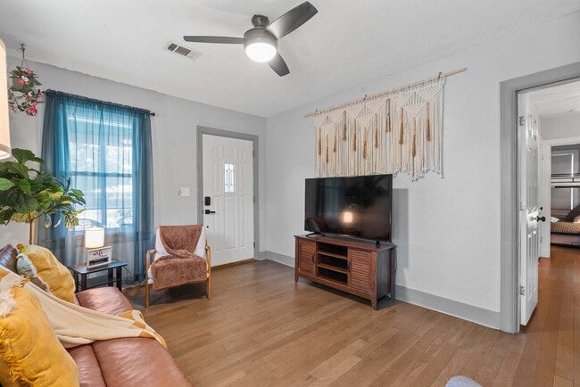 2 Mead Dr unit ID1354825P, Pensacola, FL 32526 - photo 7