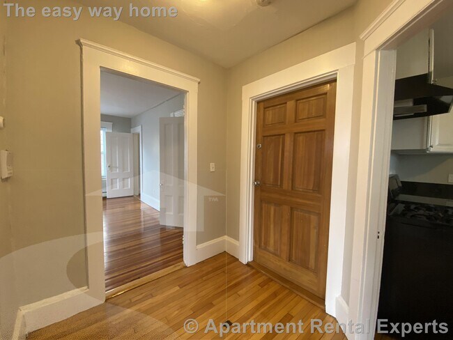 56 Hancock St unit 3, Cambridge, MA 02139 - photo 7