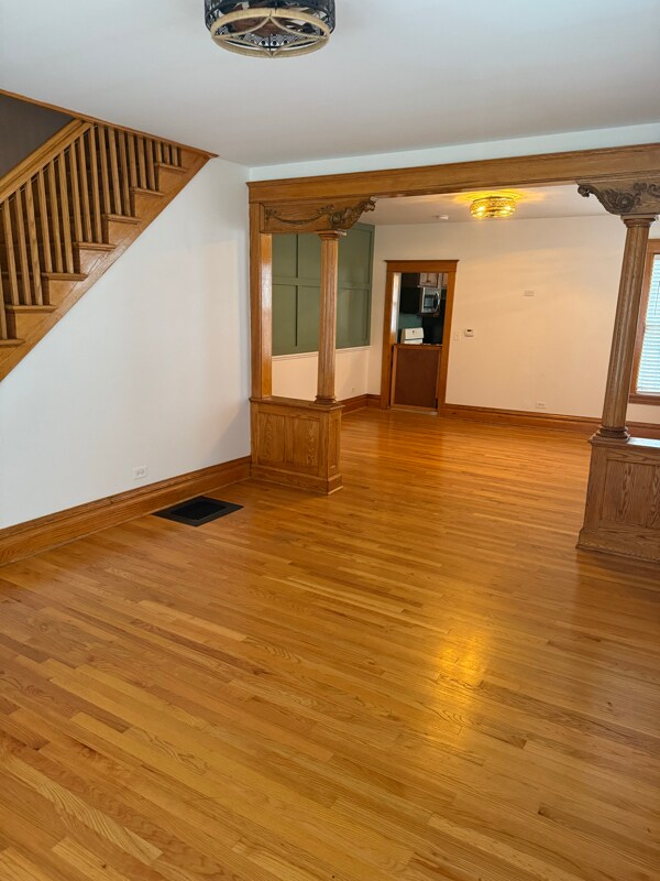 208-212 Blackhawk St unit 210, Aurora, IL 60506 - photo 2