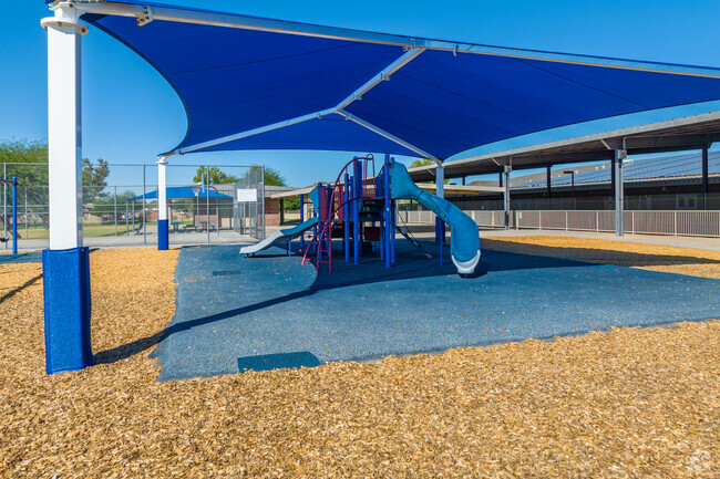 Sunset Canyon in Paradise Valley nurtures every young dreamer.