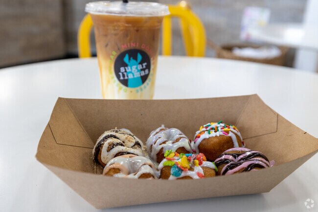 Sugar Llamas in the Ridge Pointe Neighborhood makes custom mini donuts for you.