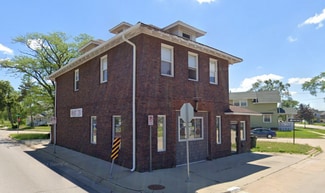 423 5th St NW, Cedar Rapids, IA 52405