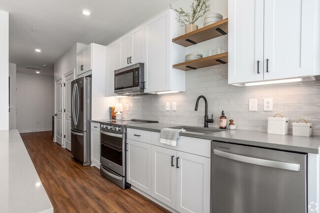 Fifth x Northwest, Columbus, OH 43212 - photo 2