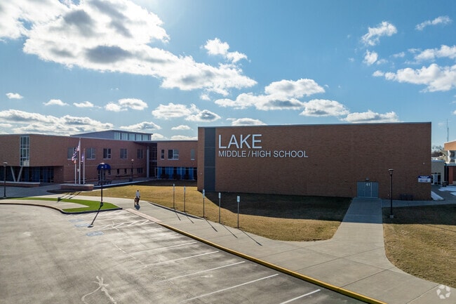 Lake Middle/High School