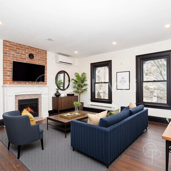 107 Cannon St unit 3, Poughkeepsie, NY 12601 - photo 2