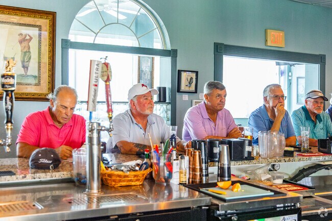Residents enjoy hanging out at Bella Cosa Italian Ristorante in Ocala Palms Golf & Country Club.