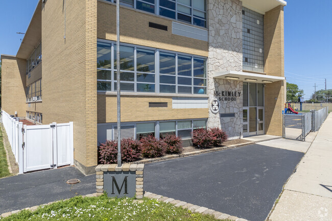 McKinley Elementary School has an overall grade of C+ from Niche.com.