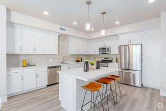 2100 4th Ave, San Diego, CA 92101