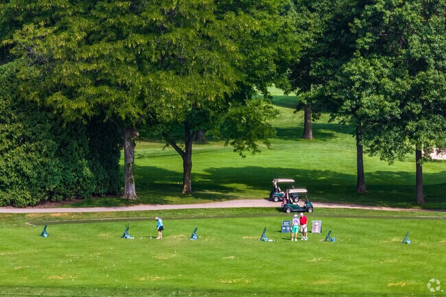 Residents of Maple Wood can head over to Maple Bluff Country Club to practice their golf swing.