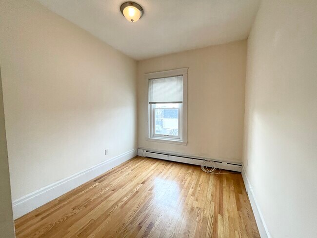 92 L St unit 3, Boston, MA 02127 - photo 6