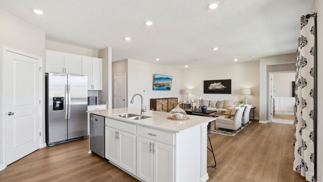 5752 Bancroft Dr, Pendleton, IN 46064 - photo 5