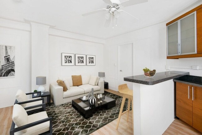 2756-60 N. Pine Grove, Chicago, IL 60614 - photo 4