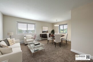 2420 Whitney Ave, Hamden, CT 06518