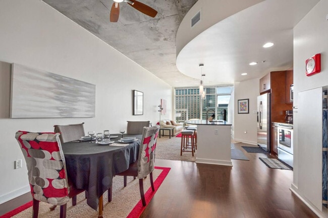 911 15th St unit ID1013121P, Denver, CO 80202 - photo 3