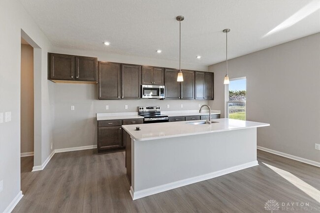 535 Iris Dr, Yellow Springs, OH 45387 - photo 3