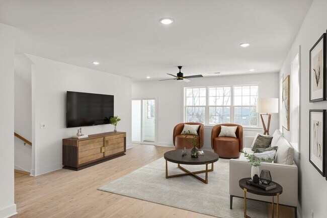 504 Edwin St, Nashville, TN 37207 - photo 4