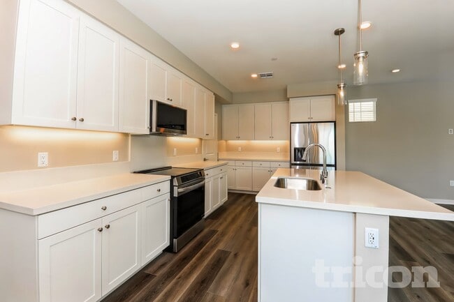 29409 Walnut Tree Way, Winchester, CA 92596 - photo 6