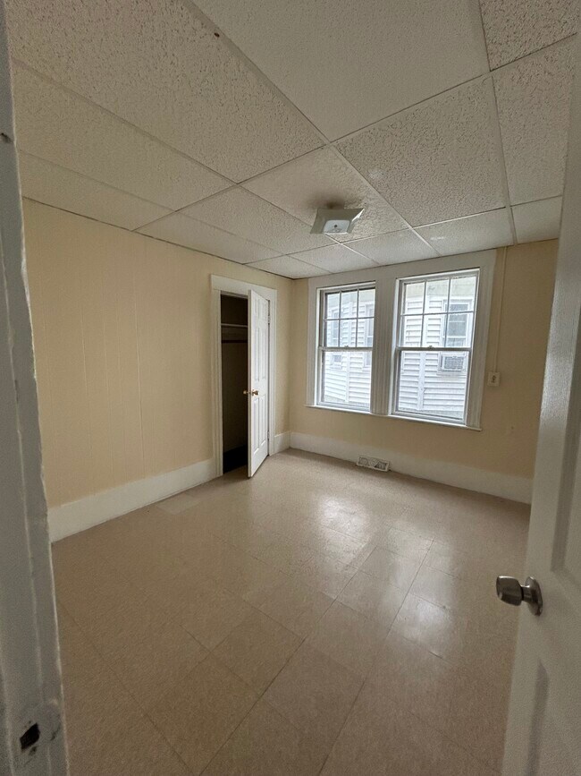 Bedroom #1