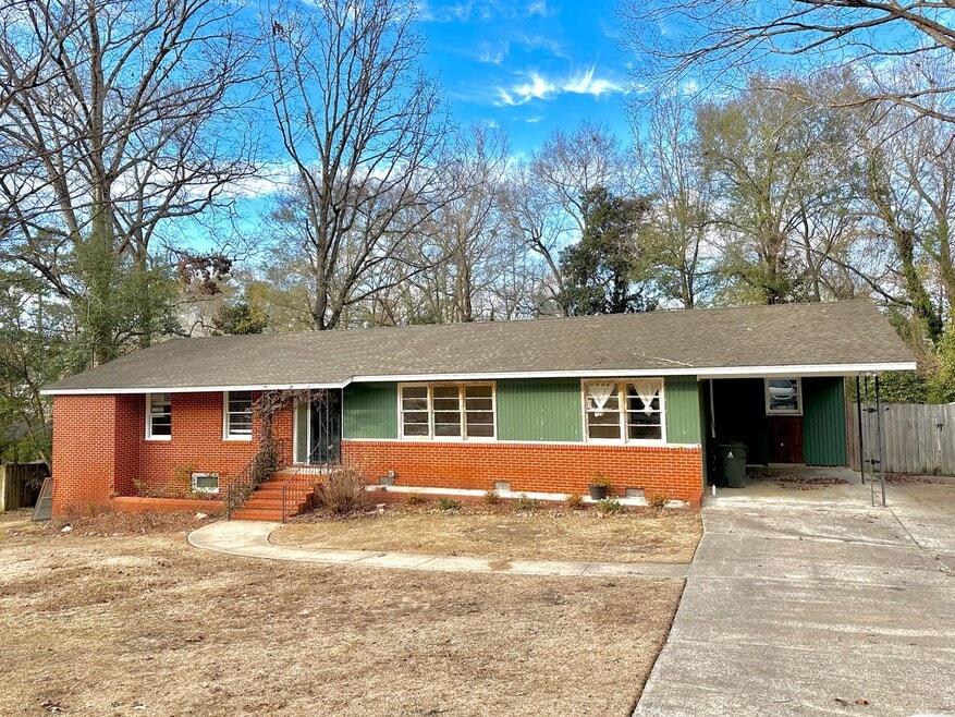 719 Mckinley Ave, Auburn, AL 36830 - photo 1