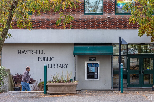 Residents of Salem Street have access to the local Haverhill Public Library.