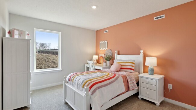 386 Lexington Cir, Bridgeport, WV 26330 - photo 7