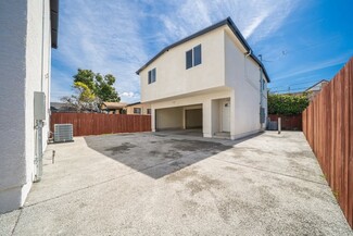 238 W 84th St, Los Angeles, CA 90003