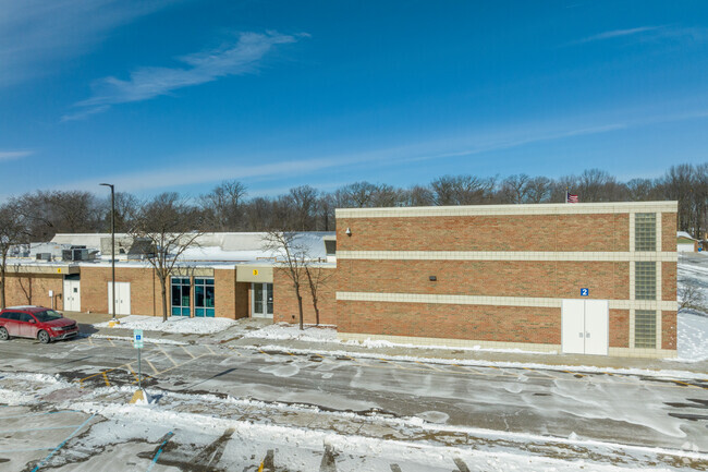 Cromie Elementary School in winter.