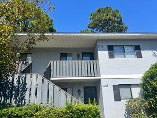 4487 Holly Tree Rd, Wilmington, NC 28412