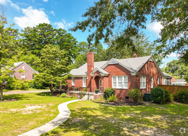 Older brick homes, often built in the 1940's, can be found in Seminary Ridge.