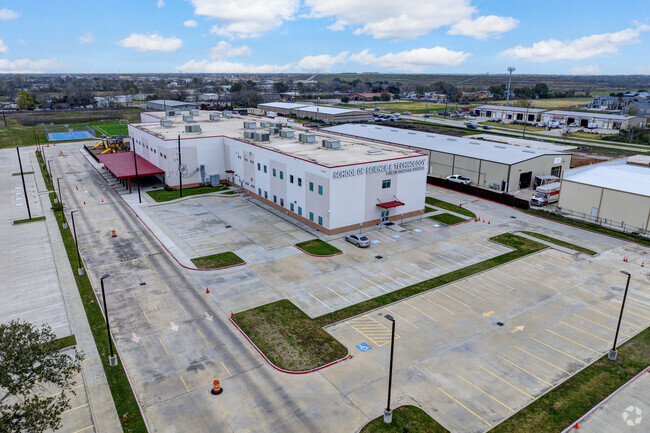 Situated in Sugar Land, it provides a dynamic learning environment.